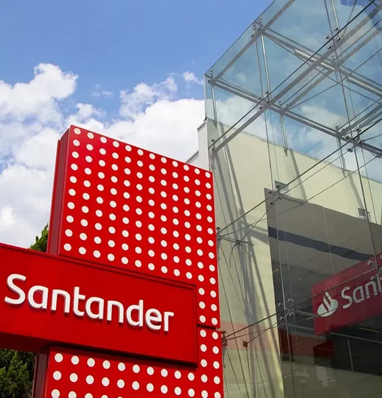 Imagem mostra agência do Santander (SANB11)