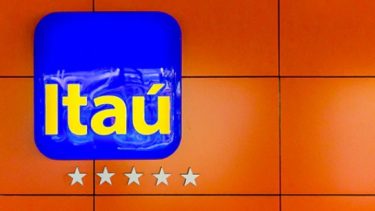 Imagem mostra logo do Itaú (ITUB4)