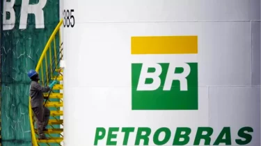 Imagem mostra instalações da Petrobras (PETR3)